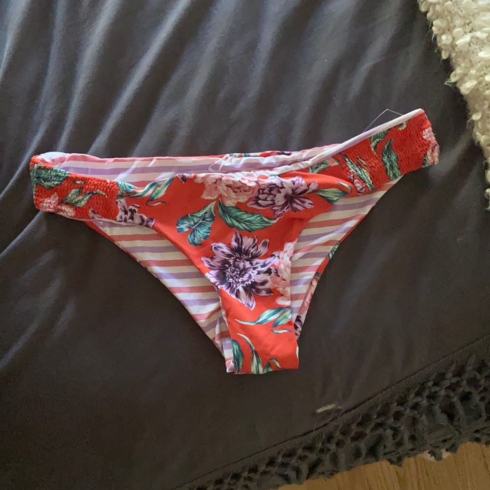 New without tags PacSun reversible bikini bottom
